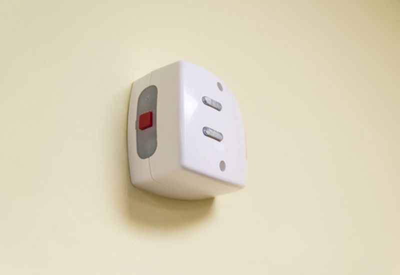 Agrippa Acoustic Door Holder